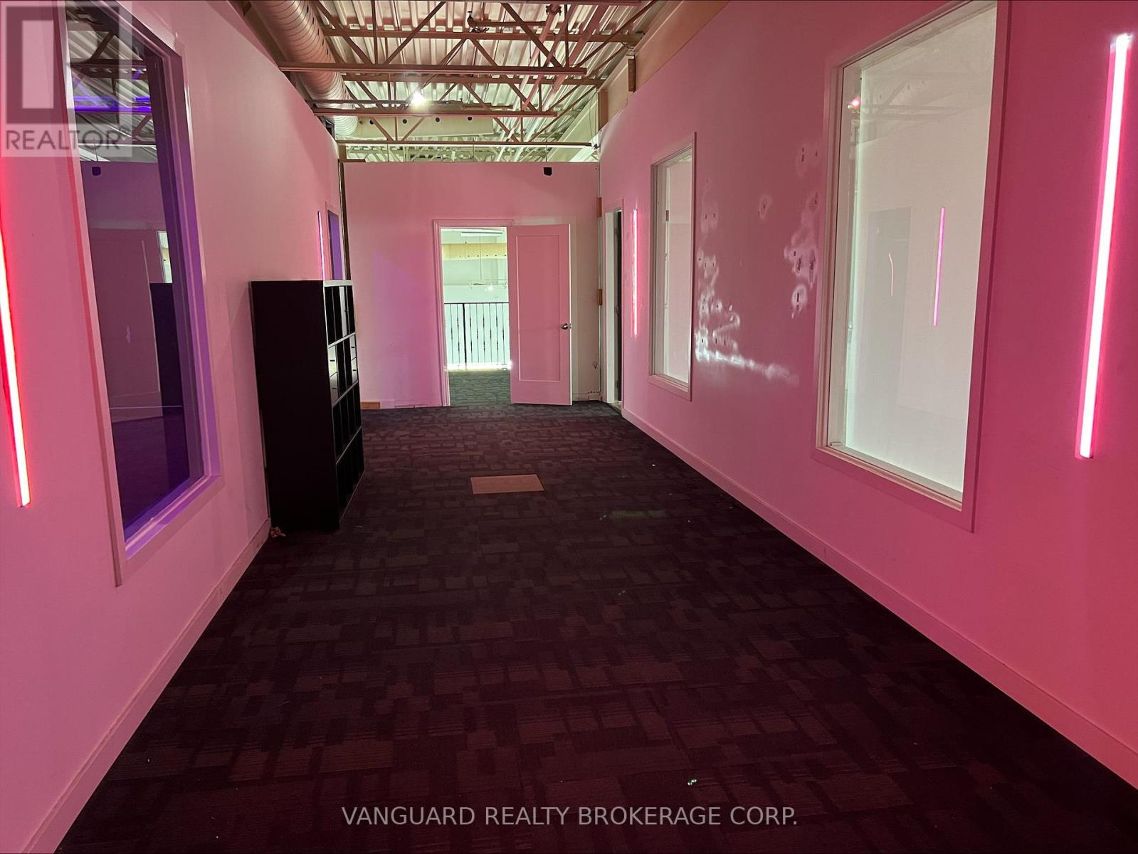 2 - 31 Jevlan Drive, Vaughan, Ontario  L4L 8C2 - Photo 11 - N12081024