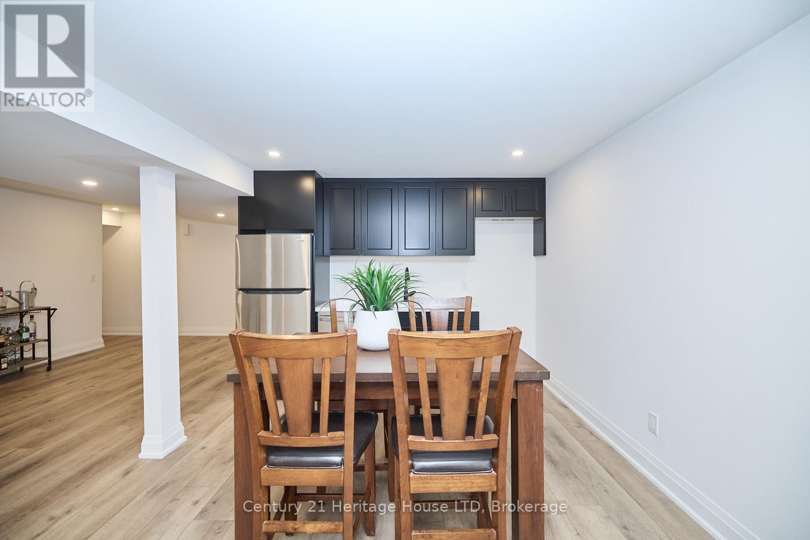 42 Aquadale Drive, St. Catharines, Ontario  L2N 2P8 - Photo 31 - X12081152