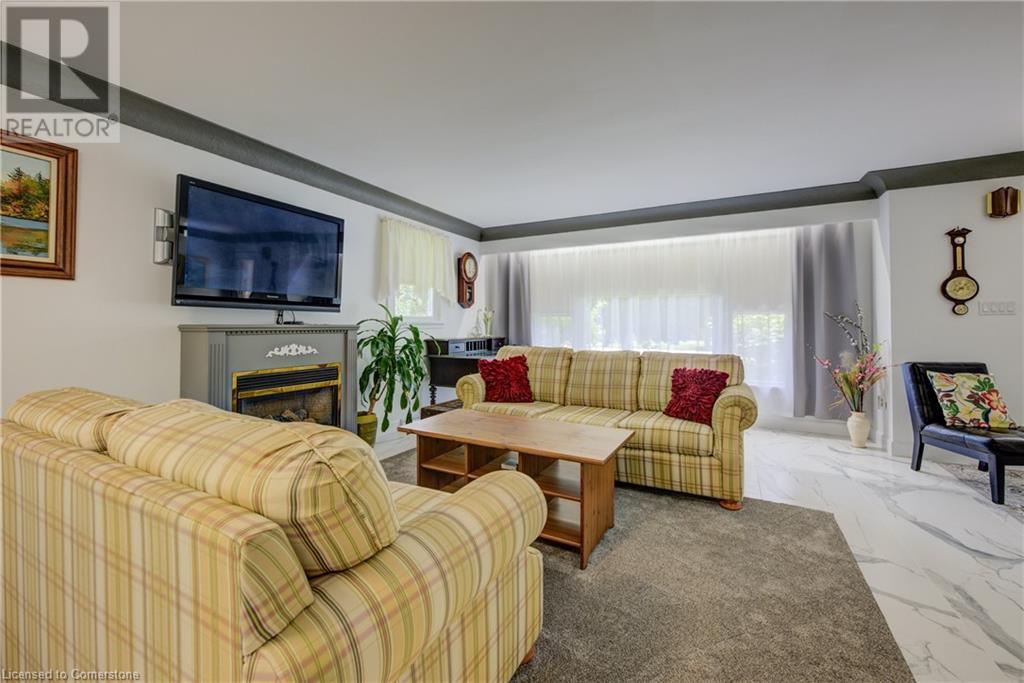 Property at 43 GEORGE Street S image 5