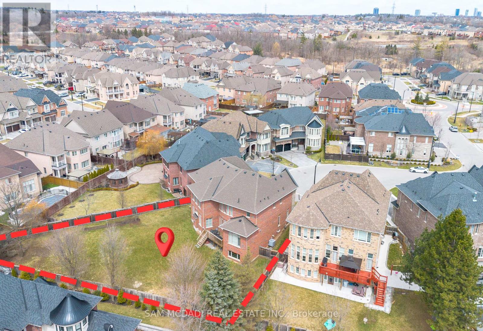 Property at 20 HICKORY RIDGE COURT image 3