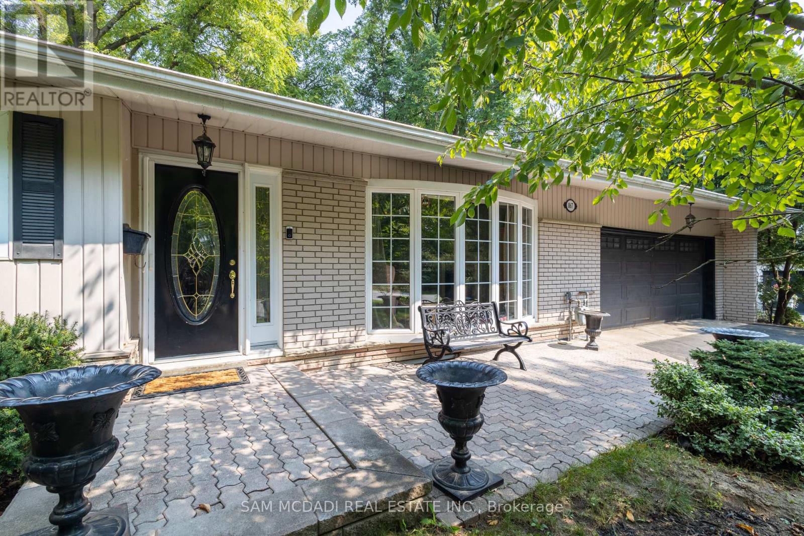 Property at 867 SUNNINGDALE BEND image 2