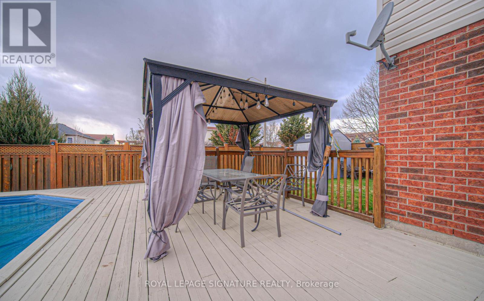 93 Wheatland Drive, Cambridge, Ontario  N1P 1C5 - Photo 36 - X12081040