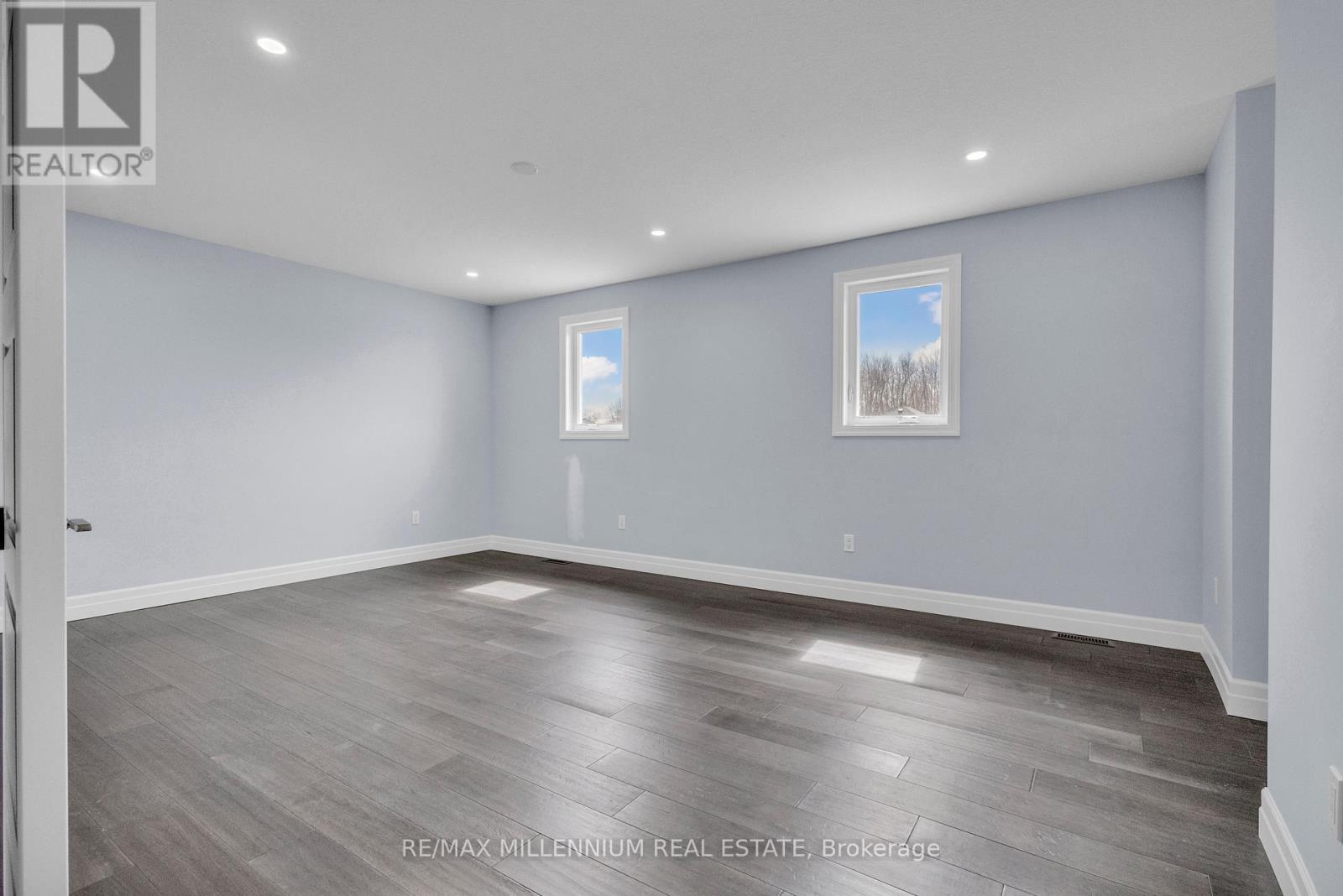 176 Foxborough Place, Thames Centre, Ontario  N0M 2P0 - Photo 19 - X12081135