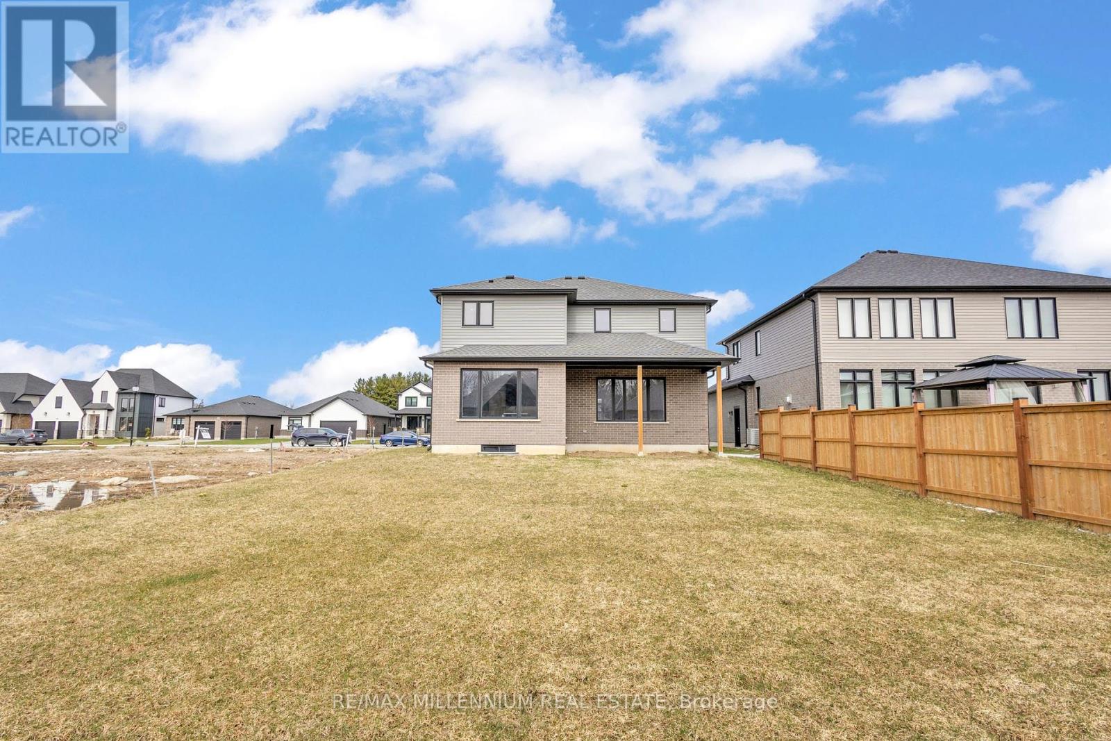 176 Foxborough Place, Thames Centre, Ontario  N0M 2P0 - Photo 29 - X12081135