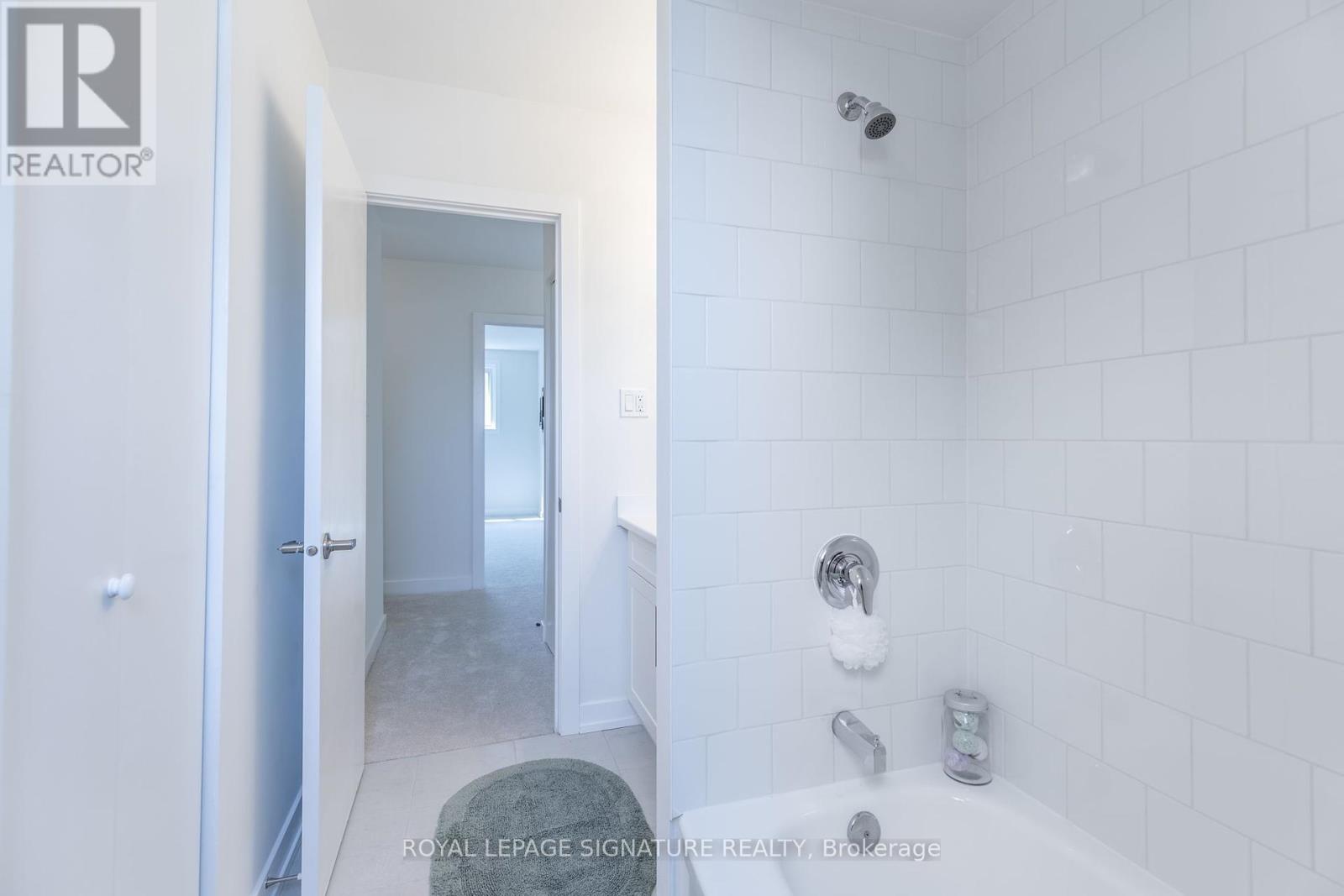 49 - 88 Tunbridge Crescent, Hamilton, Ontario  L8W 1L3 - Photo 19 - X12081213