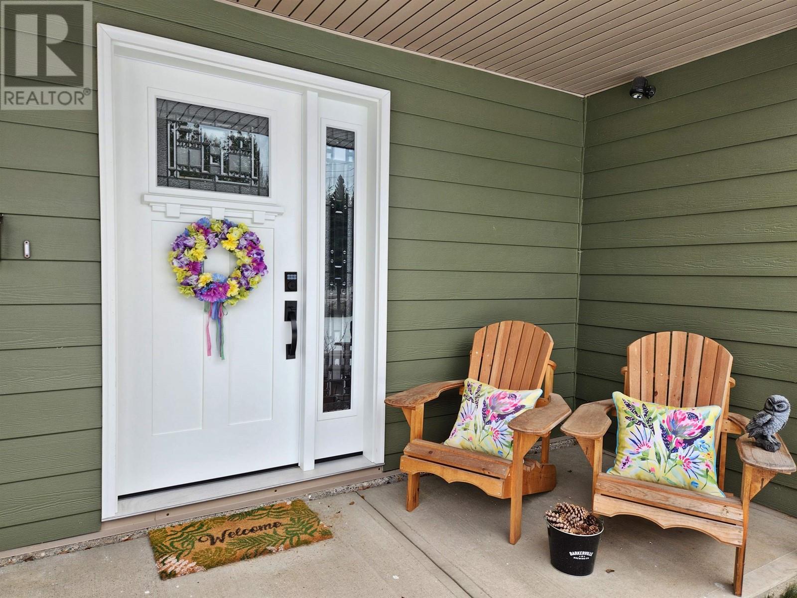 Property at 162 N GROSZ ROAD image 2