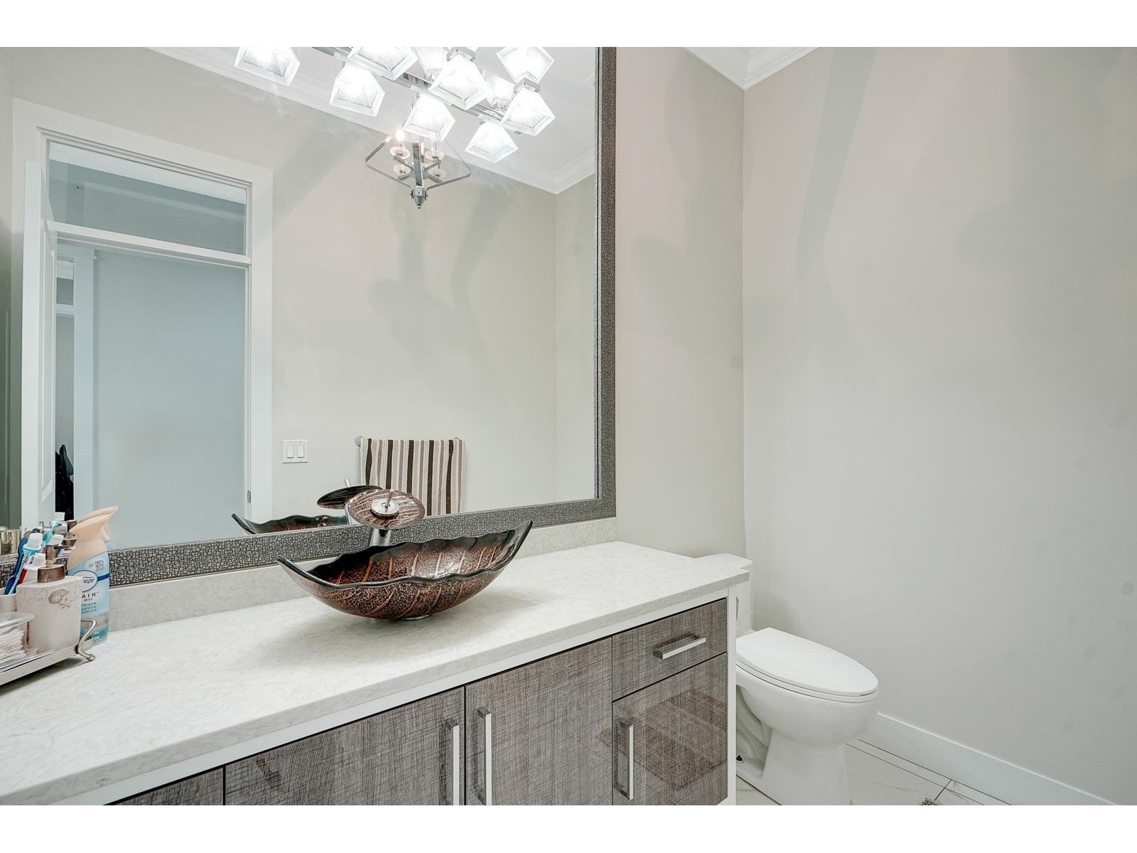 17217 59 Avenue, Surrey, British Columbia  V3S 8T7 - Photo 10 - R2989038