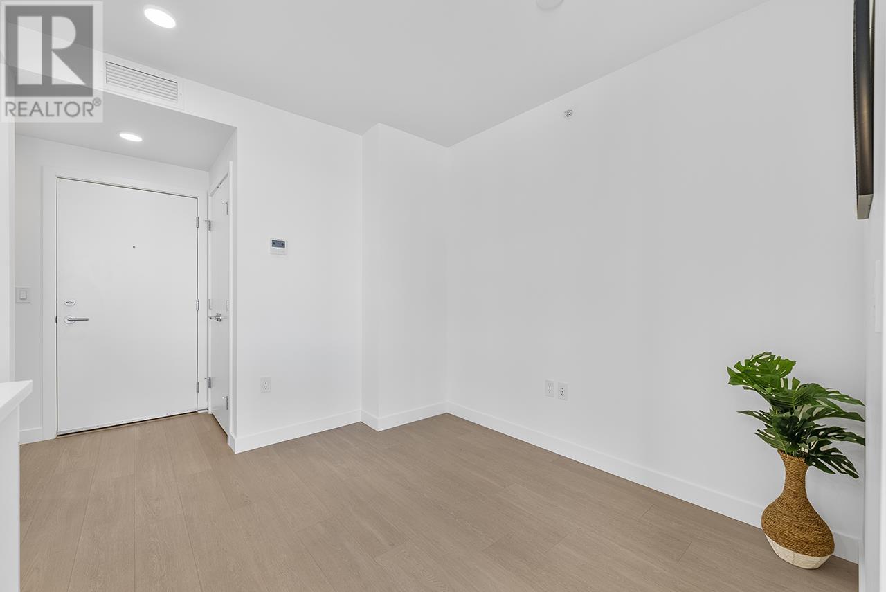 502 7683 Park Crescent, Burnaby, British Columbia  V3N 0J4 - Photo 9 - R2989775