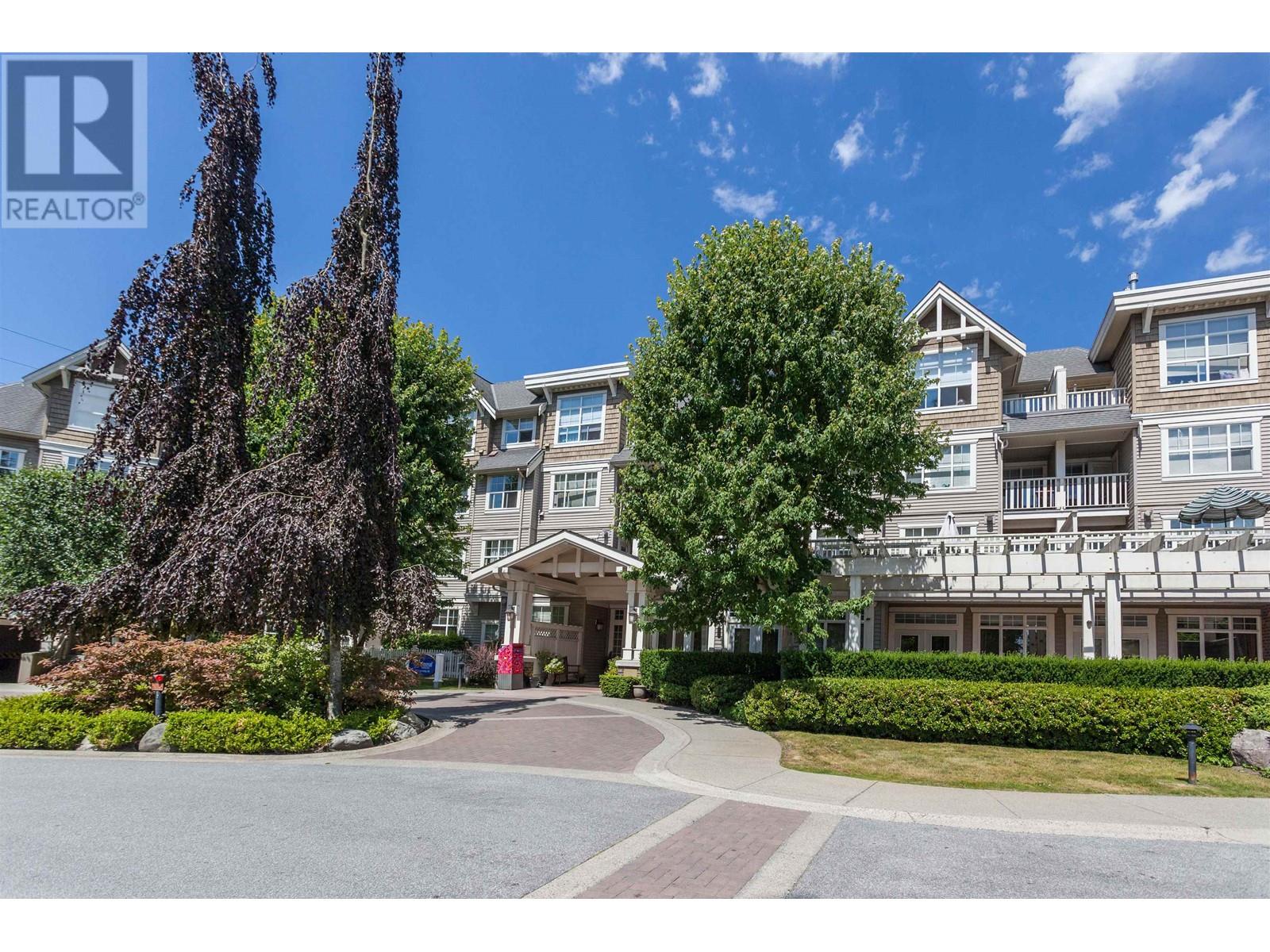 315 960 LYNN VALLEY ROAD, north vancouver, British Columbia