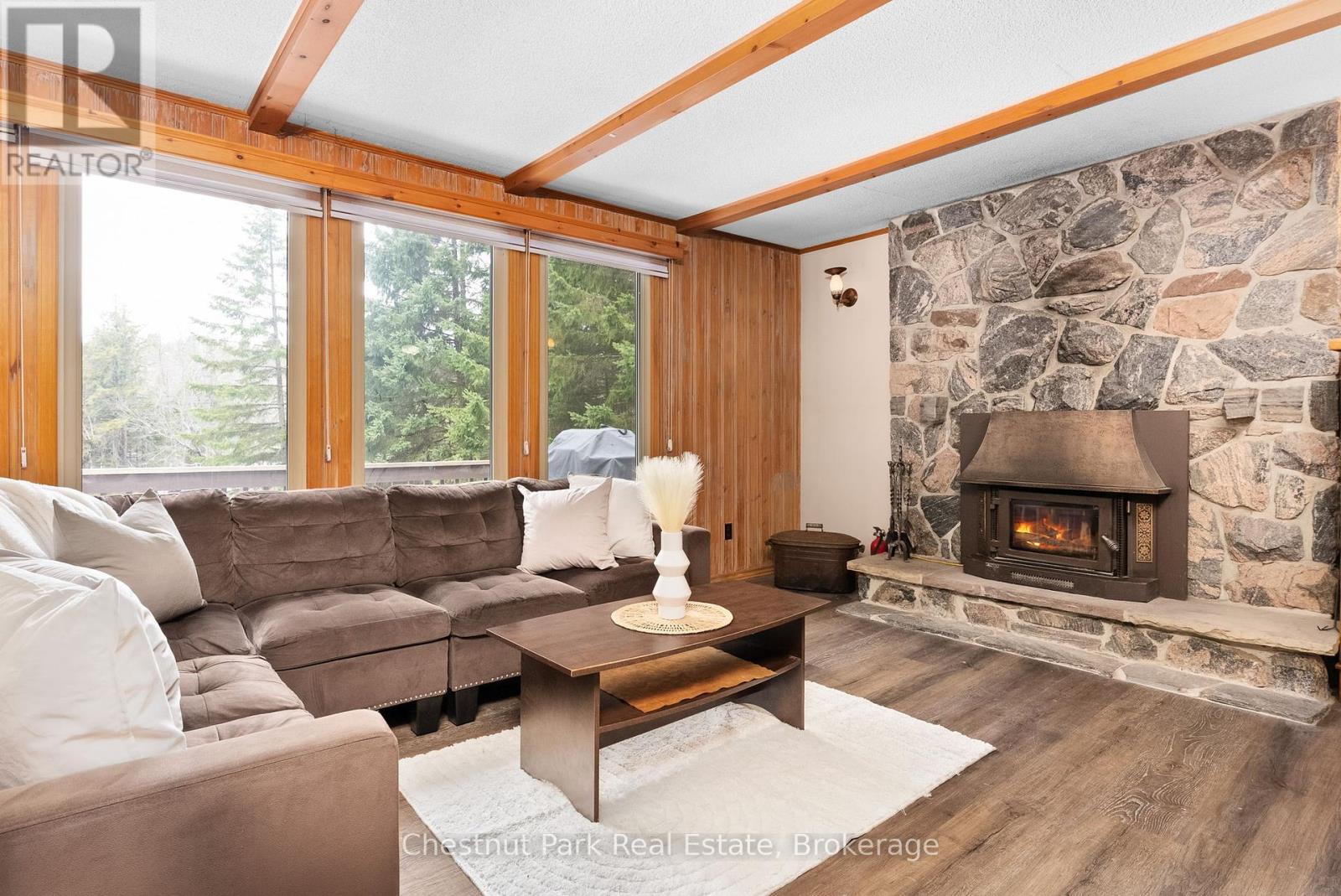 649 Balsam Chutes Road, Huntsville, Ontario  P0B 1L0 - Photo 10 - X12081248