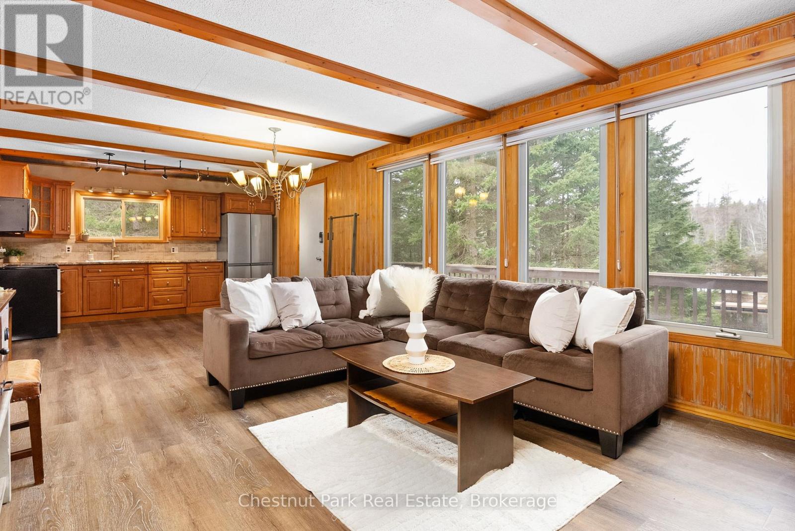 649 Balsam Chutes Road, Huntsville, Ontario  P0B 1L0 - Photo 11 - X12081248