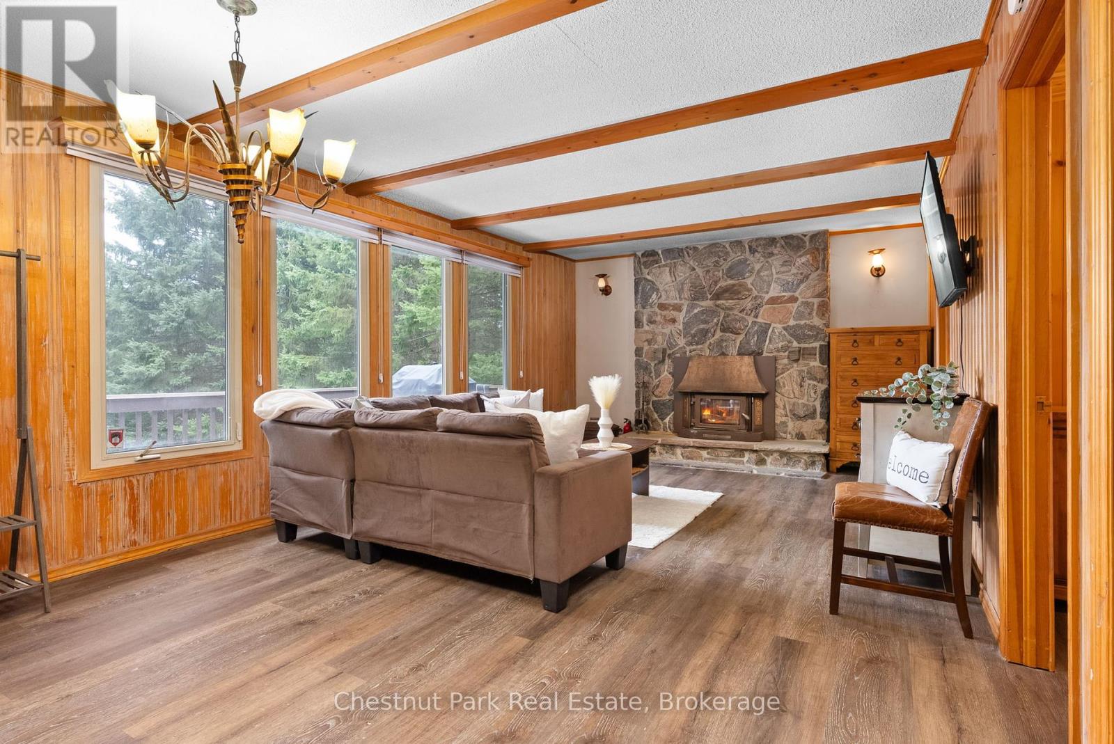649 Balsam Chutes Road, Huntsville, Ontario  P0B 1L0 - Photo 14 - X12081248