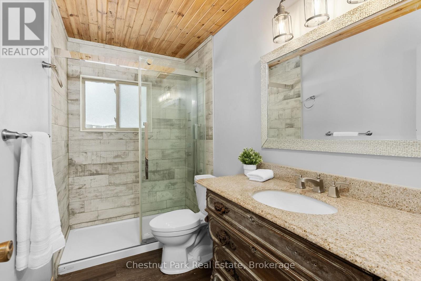 649 Balsam Chutes Road, Huntsville, Ontario  P0B 1L0 - Photo 19 - X12081248