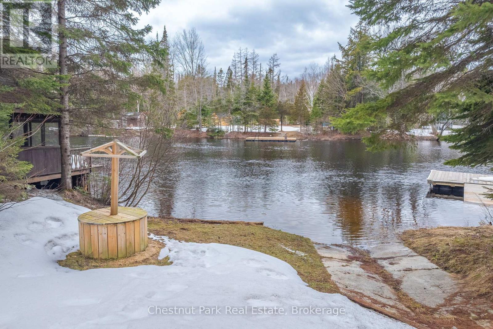 649 Balsam Chutes Road, Huntsville, Ontario  P0B 1L0 - Photo 21 - X12081248