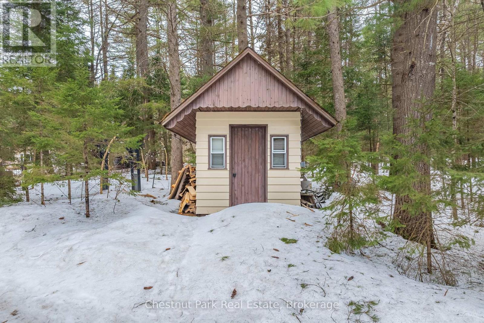 649 Balsam Chutes Road, Huntsville, Ontario  P0B 1L0 - Photo 34 - X12081248