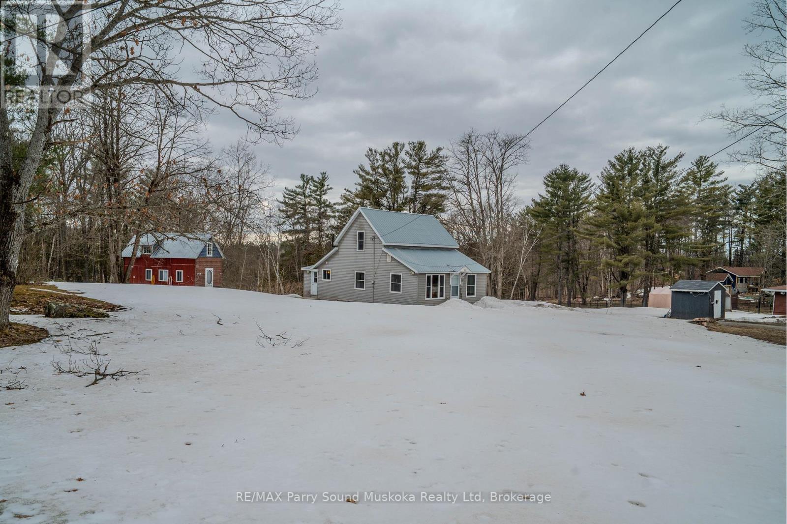 21 Rankin Lake Road, Seguin, Ontario  P2A 0B2 - Photo 10 - X12081280