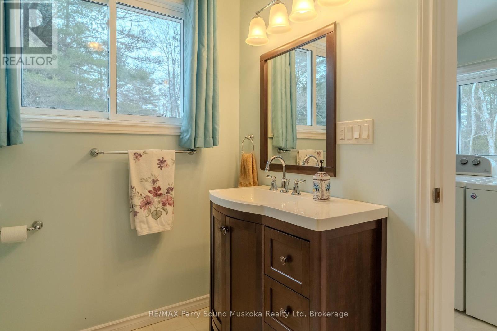 21 Rankin Lake Road, Seguin, Ontario  P2A 0B2 - Photo 22 - X12081280