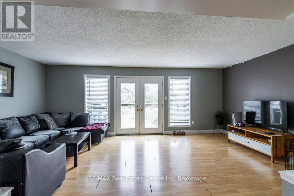 71 Milson Crescent, Guelph, Ontario  N1C 1G7 - Photo 15 - X12081282
