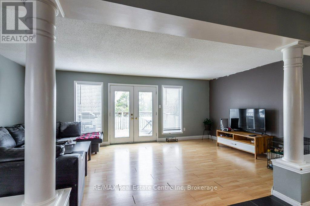 71 Milson Crescent, Guelph, Ontario  N1C 1G7 - Photo 17 - X12081282