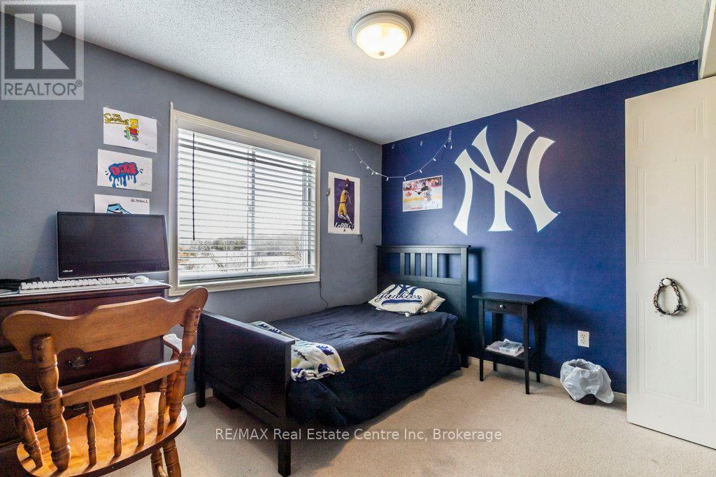 71 Milson Crescent, Guelph, Ontario  N1C 1G7 - Photo 21 - X12081282