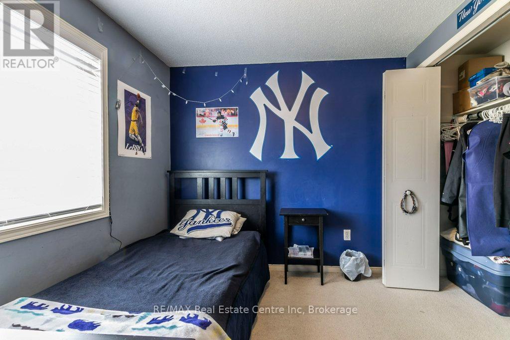 71 Milson Crescent, Guelph, Ontario  N1C 1G7 - Photo 22 - X12081282
