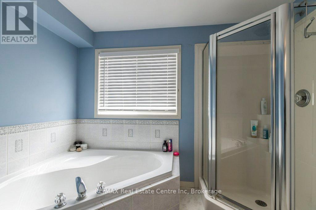 71 Milson Crescent, Guelph, Ontario  N1C 1G7 - Photo 28 - X12081282
