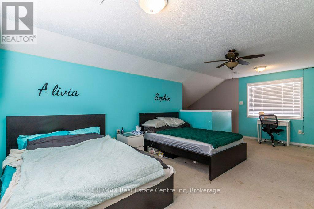71 Milson Crescent, Guelph, Ontario  N1C 1G7 - Photo 30 - X12081282