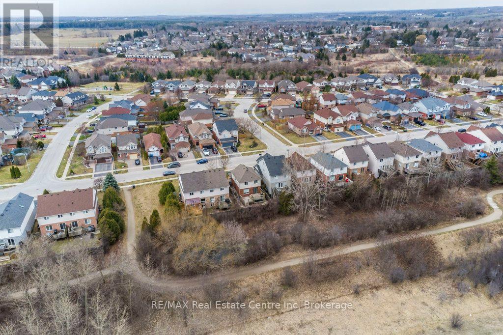 71 Milson Crescent, Guelph, Ontario  N1C 1G7 - Photo 45 - X12081282