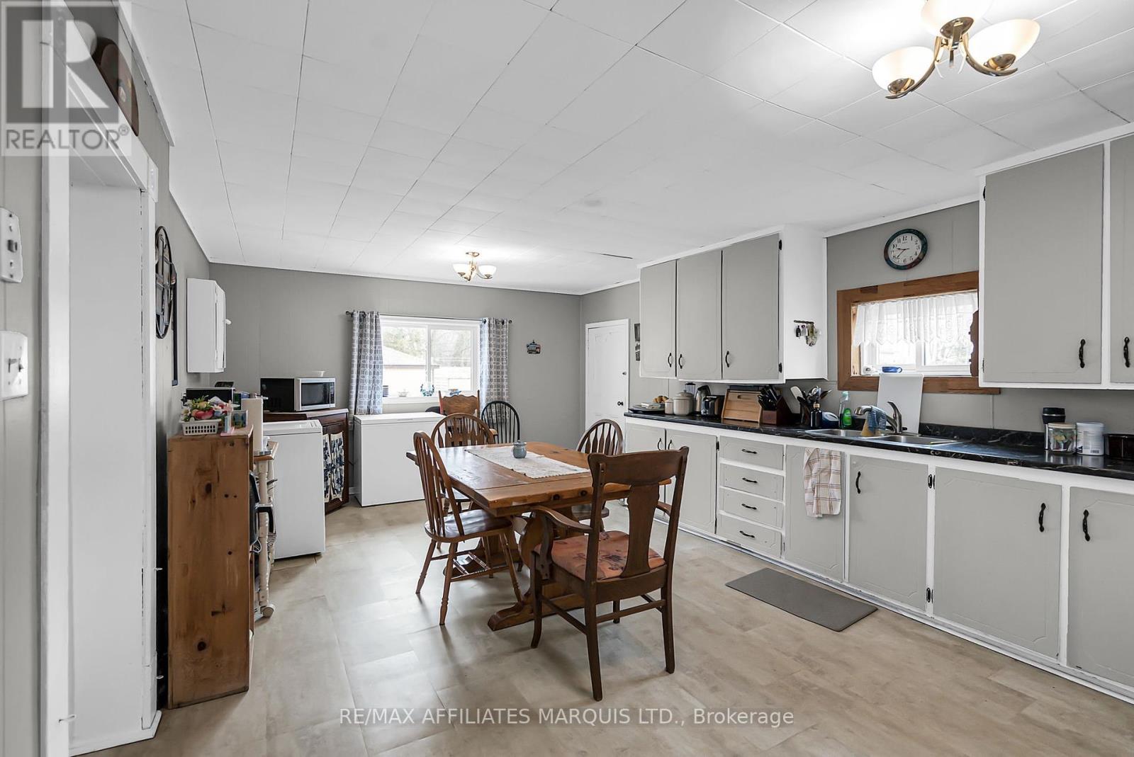 7 Spruce Street, South Glengarry, Ontario  K0C 1N0 - Photo 13 - X12081184