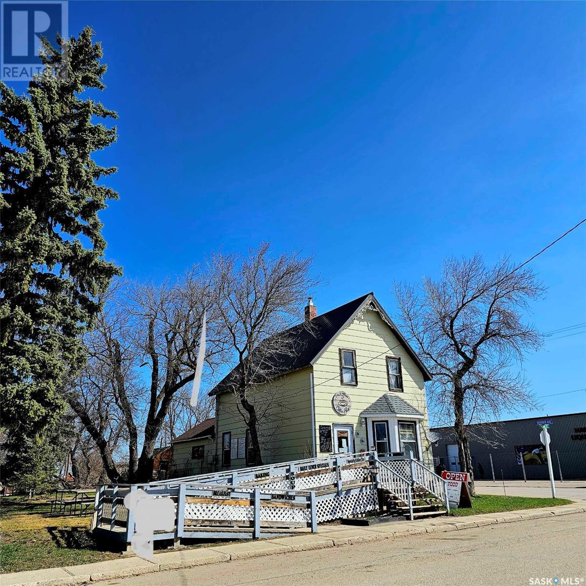 702 Main Street, Broadview, Saskatchewan  S0G 0K0 - Photo 42 - SK995461