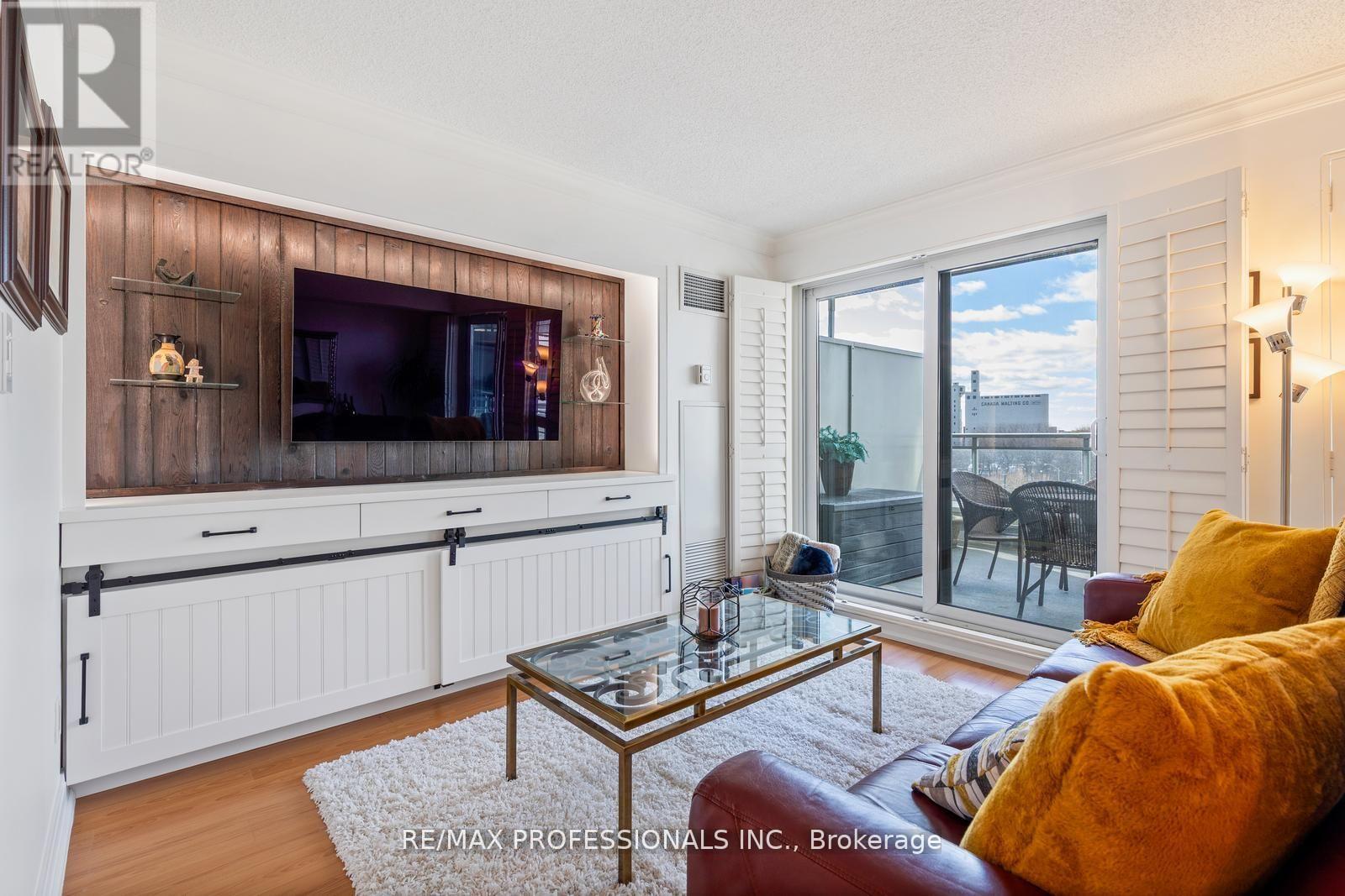 517 - 410 Queens Quay W, Toronto, Ontario  M5V 3T1 - Photo 11 - C12081245
