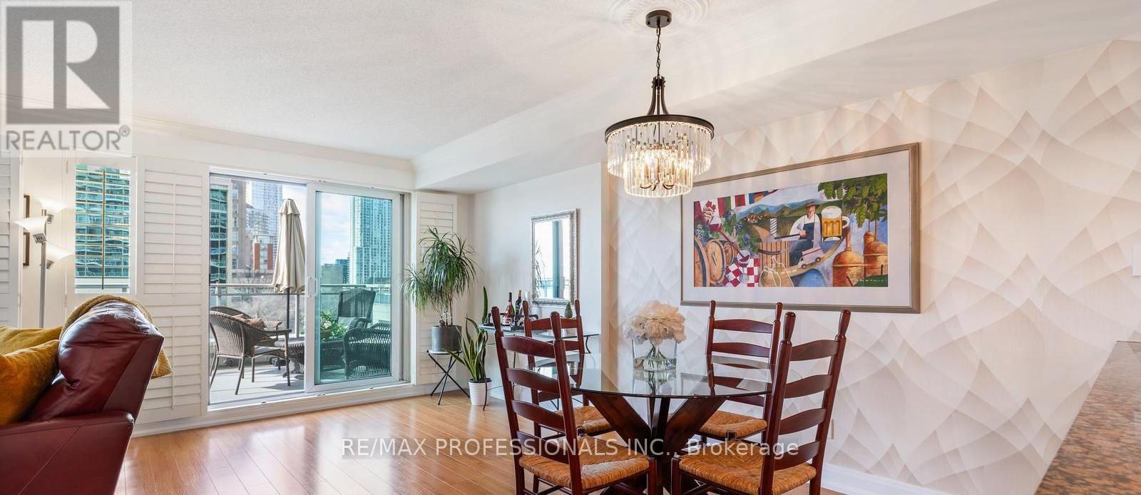517 - 410 Queens Quay W, Toronto, Ontario  M5V 3T1 - Photo 9 - C12081245