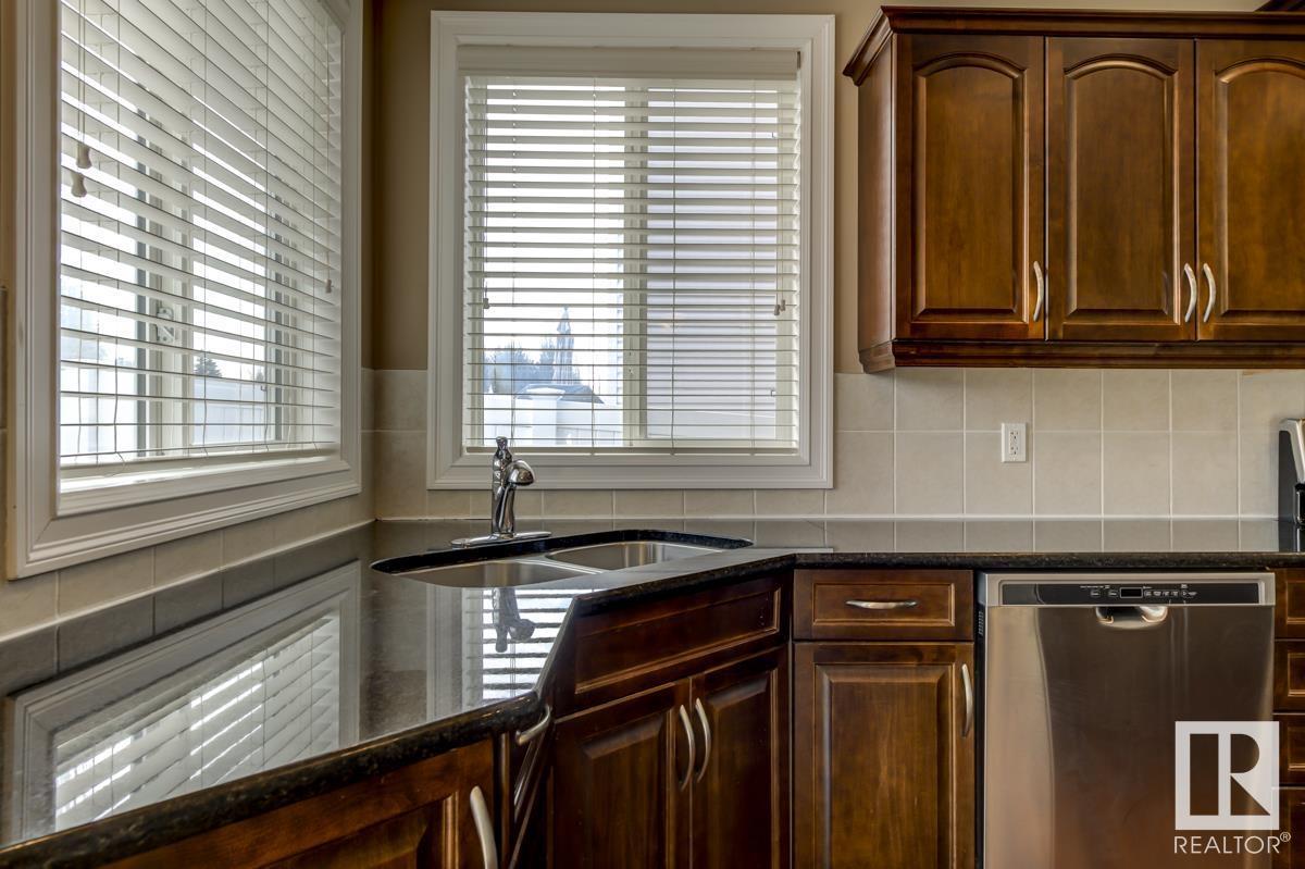 Property at 5325 60 ST image 4