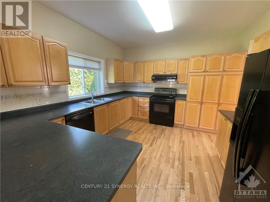 149 Insmill Crescent, Ottawa, Ontario  K2T 1G2 - Photo 13 - X12081176