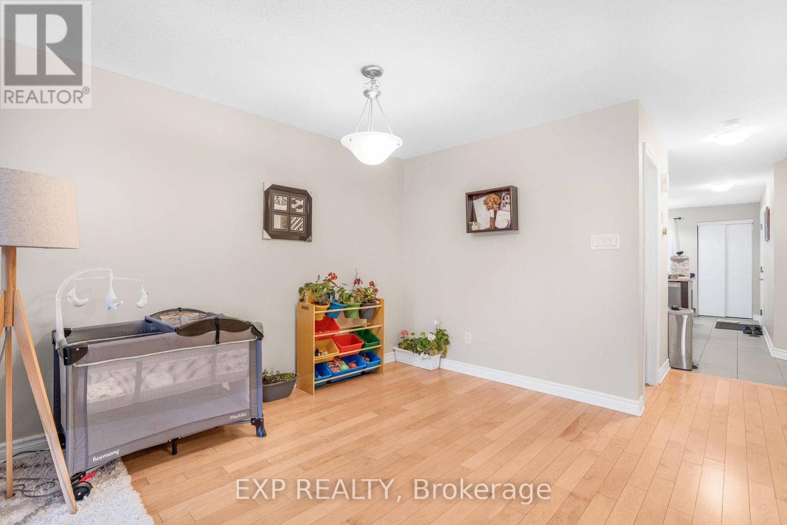 18 - 176 Den Haag Drive, Ottawa, Ontario  K1K 2V7 - Photo 13 - X12081267
