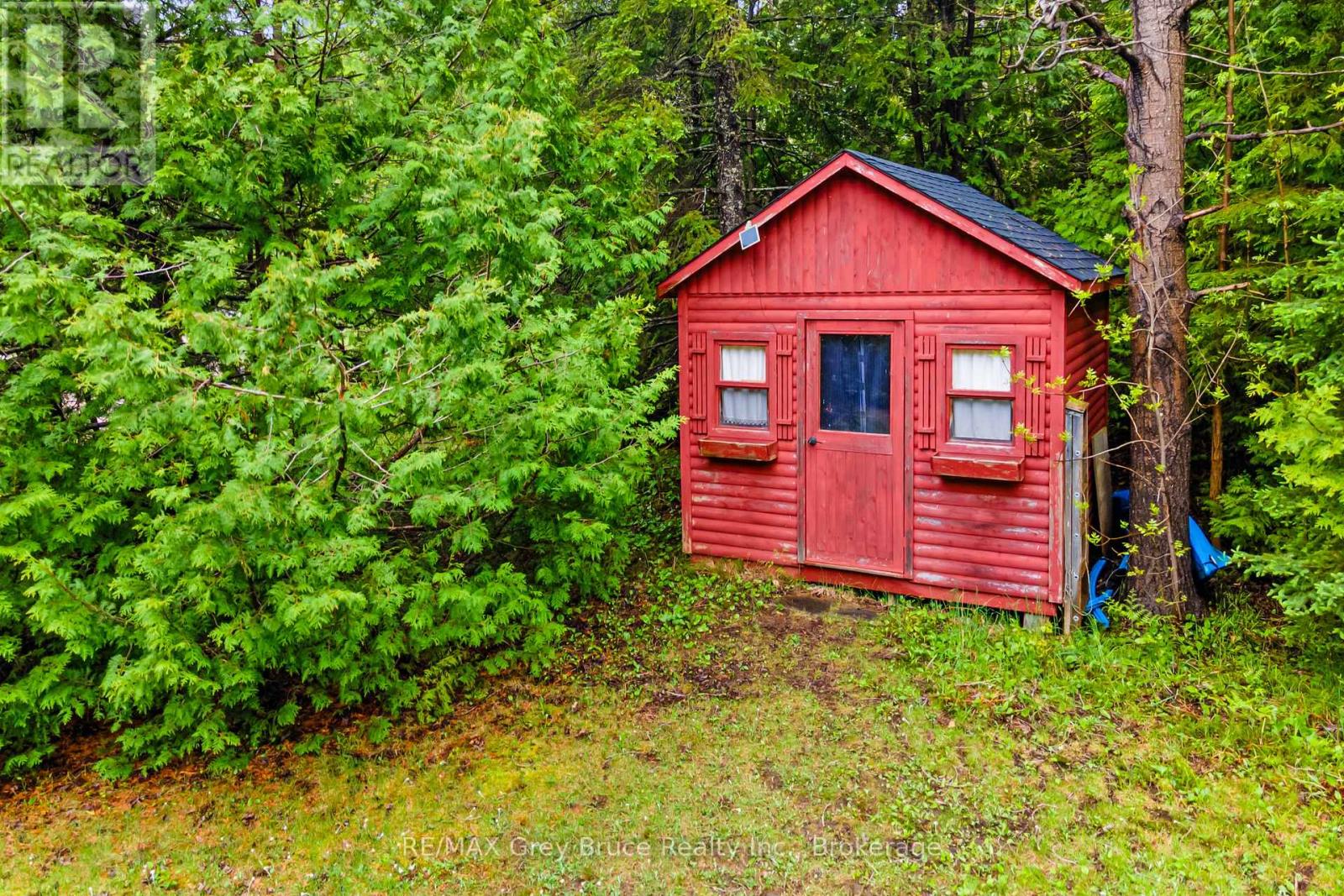 6726 Highway 6, Northern Bruce Peninsula, Ontario  N0H 2R0 - Photo 29 - X11955886