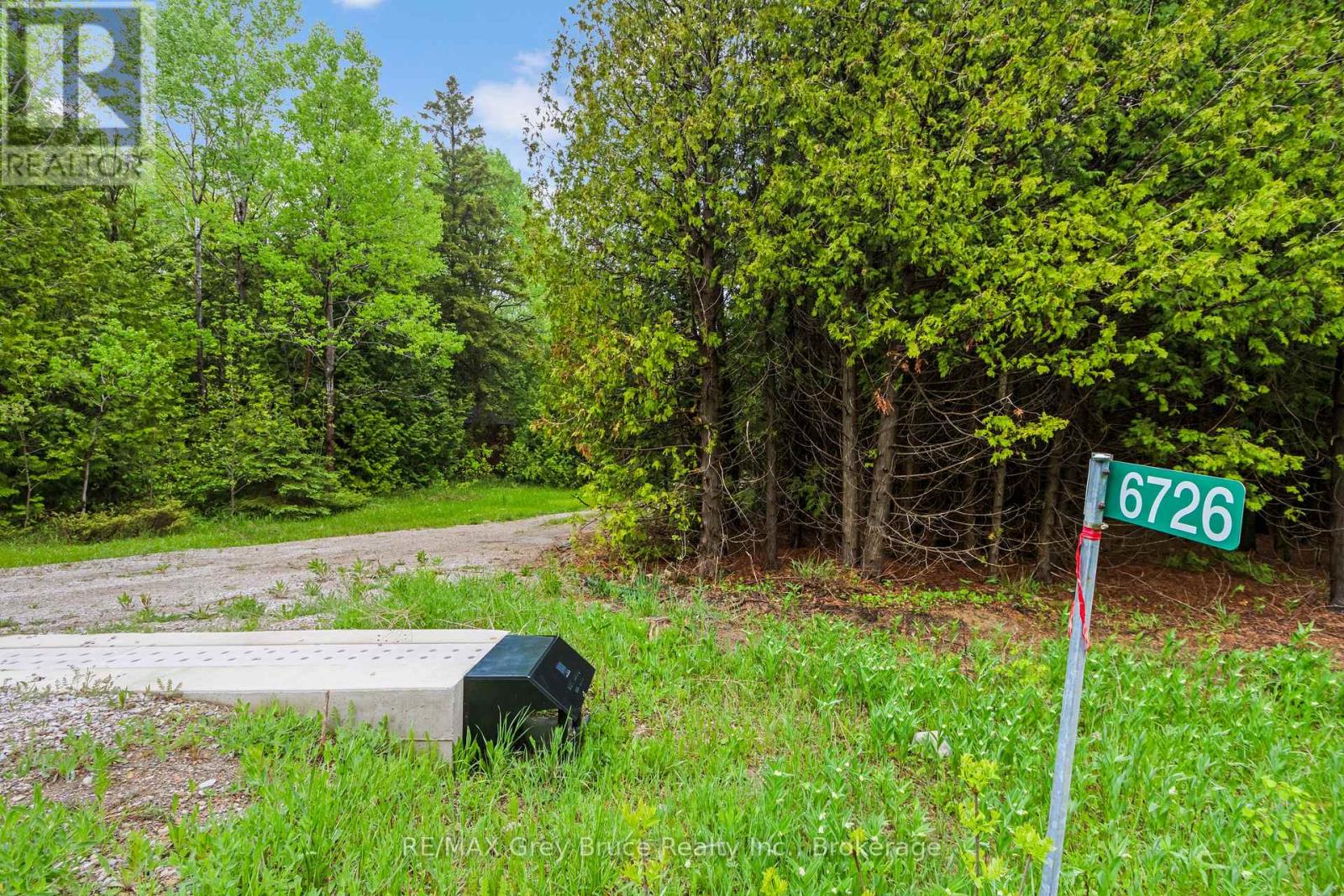 6726 Highway 6, Northern Bruce Peninsula, Ontario  N0H 2R0 - Photo 39 - X11955886