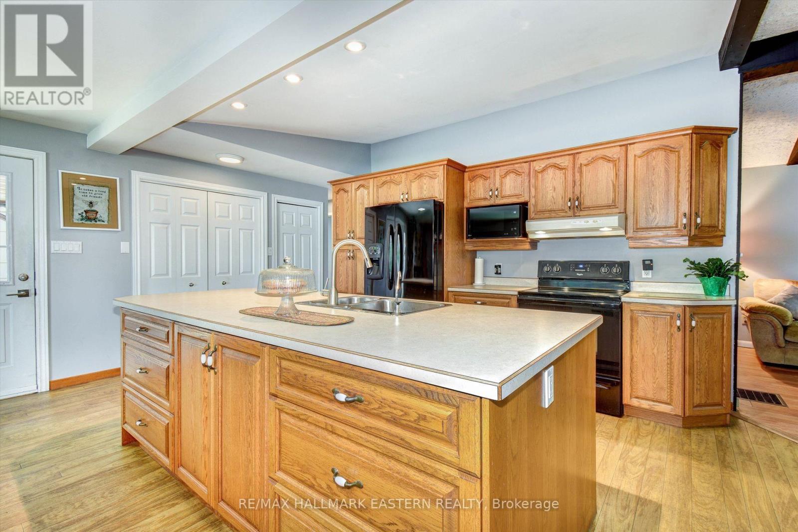 169 East Street, Selwyn, Ontario  K9J 0C5 - Photo 8 - X9056207