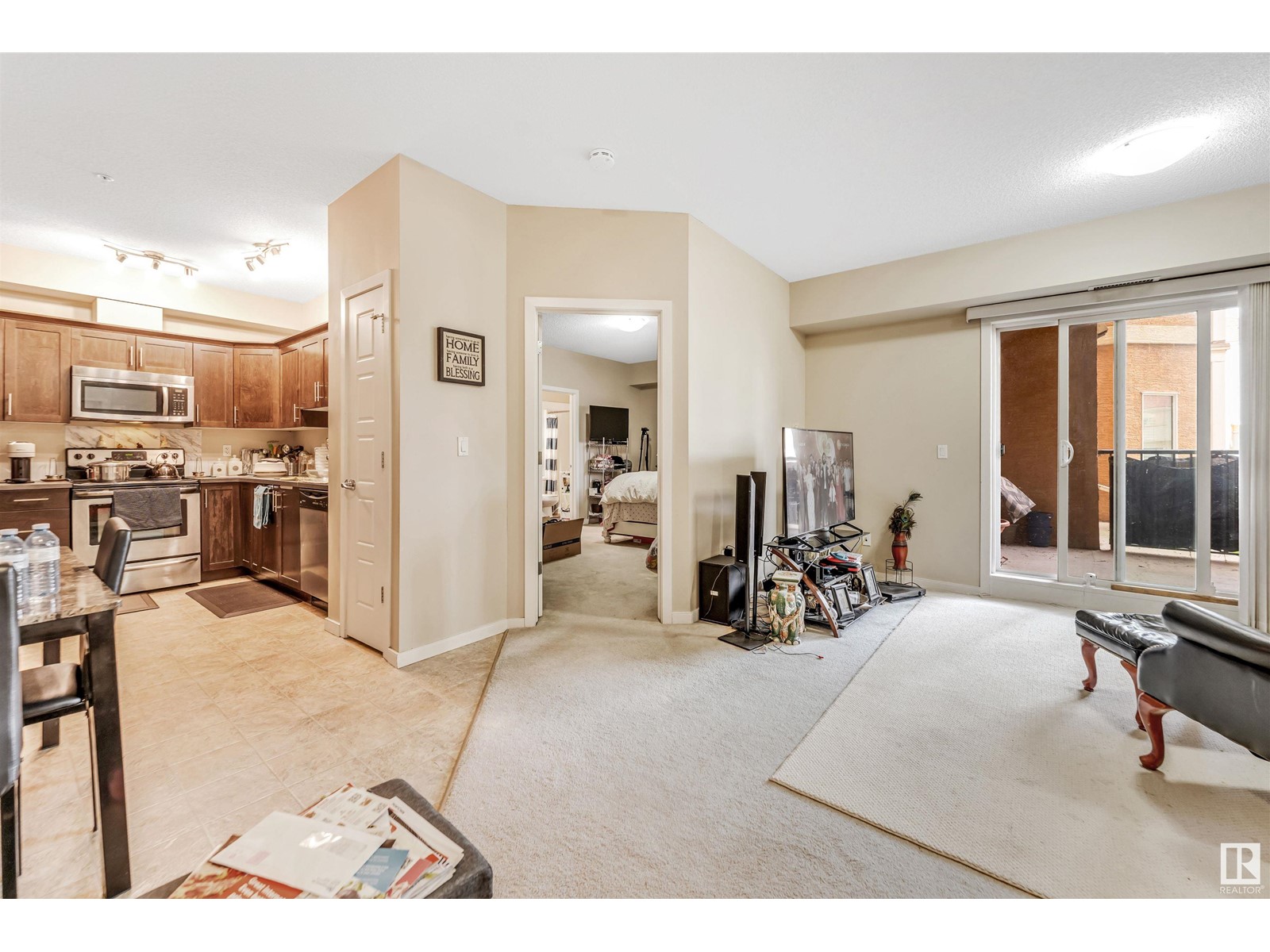 Property at #102 13835 155 AV NW image 4