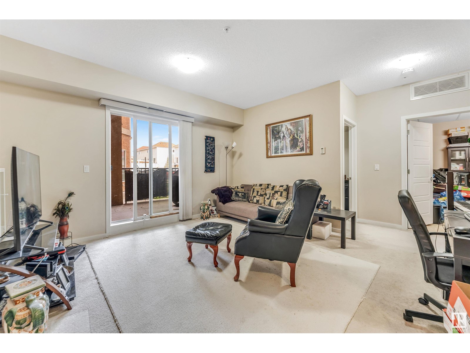 Property at #102 13835 155 AV NW image 5