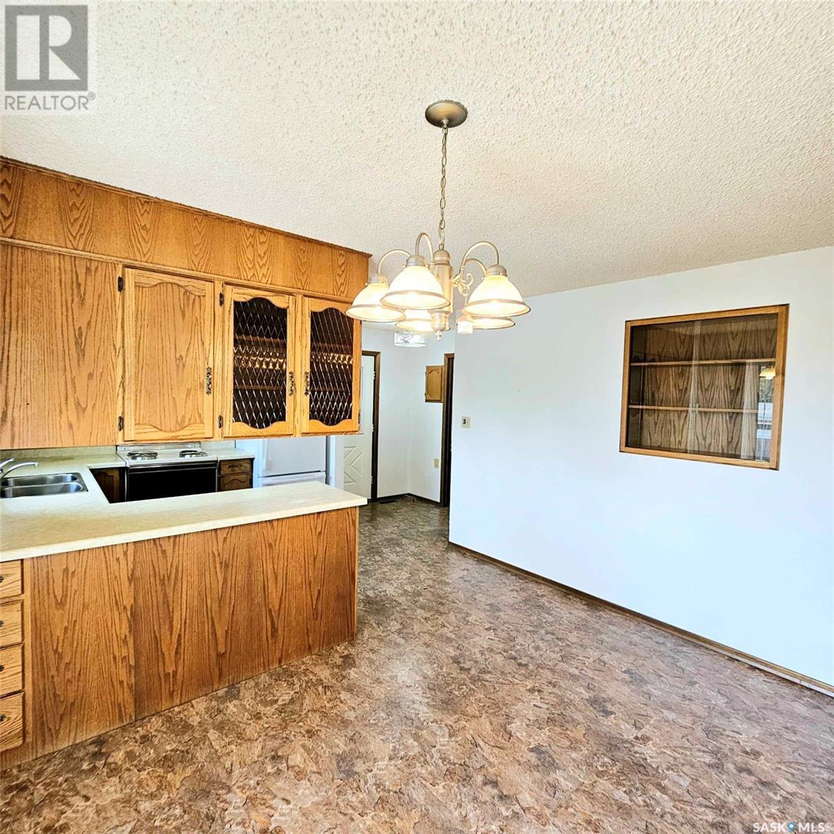 219 Carl Avenue E, Langenburg, Saskatchewan  S0A 2A0 - Photo 9 - SK983193