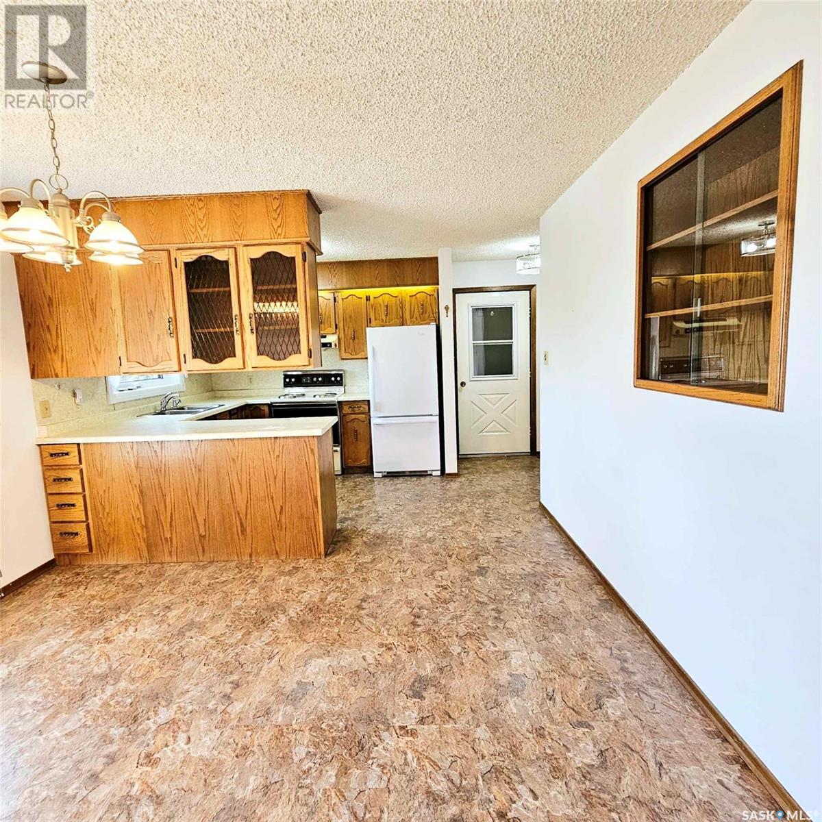 219 Carl Avenue E, Langenburg, Saskatchewan  S0A 2A0 - Photo 10 - SK983193