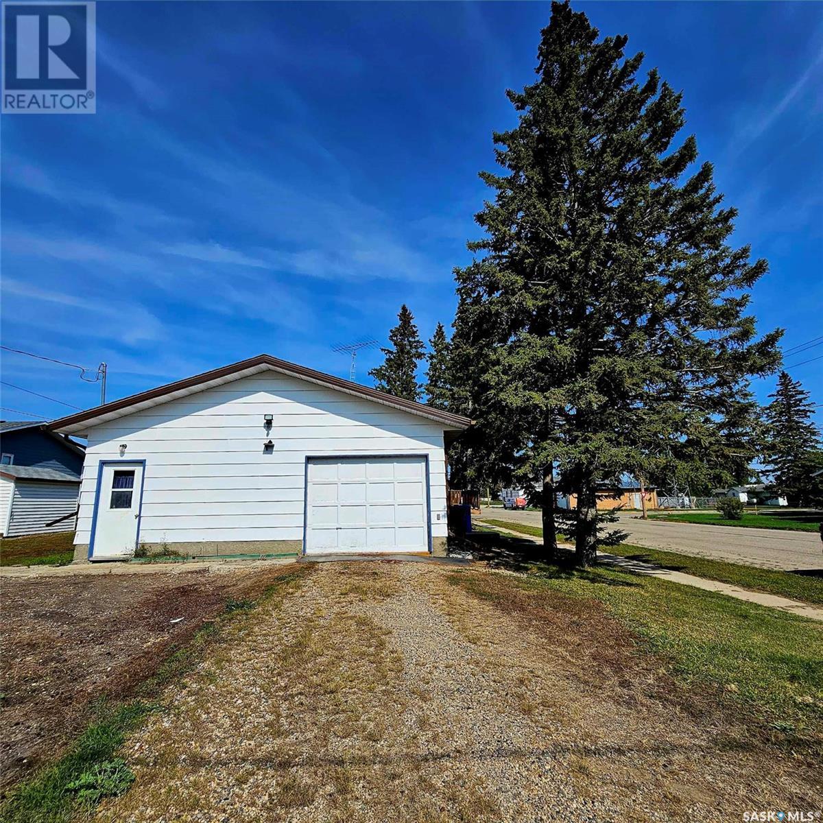 219 Carl Avenue E, Langenburg, Saskatchewan  S0A 2A0 - Photo 40 - SK983193