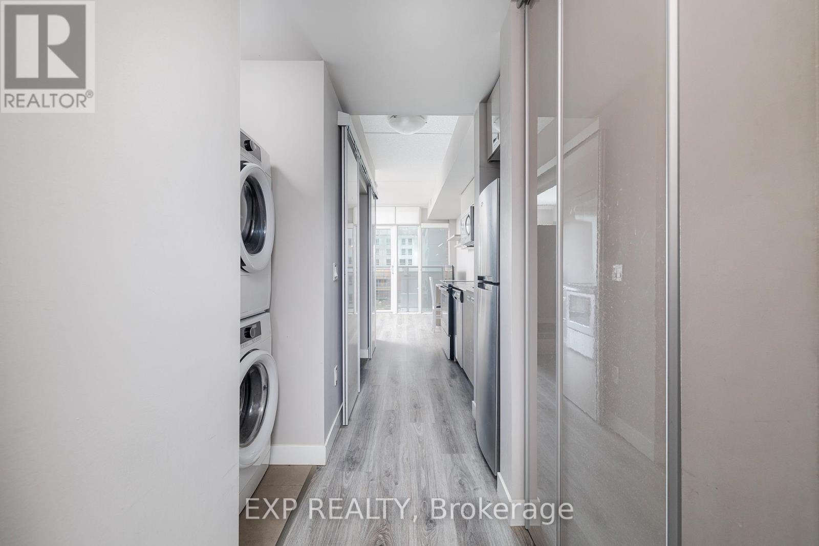407 - 308 Lester Street, Waterloo, Ontario  N2L 0H9 - Photo 2 - X12081202