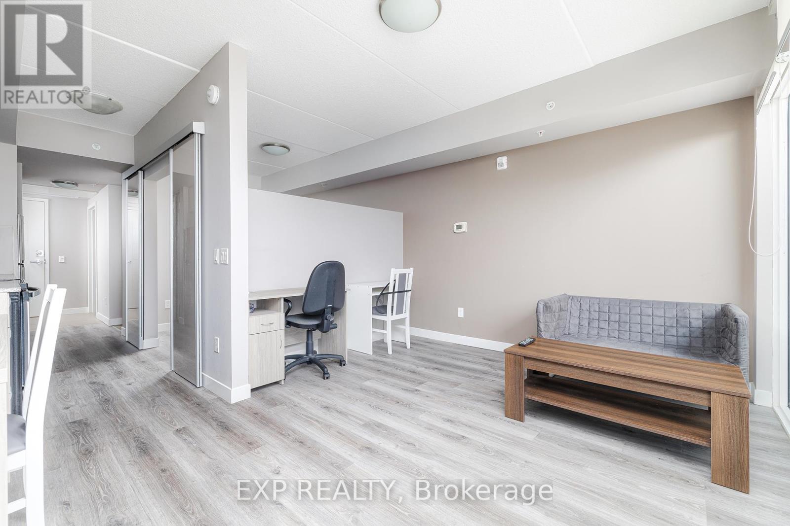 407 - 308 Lester Street, Waterloo, Ontario  N2L 0H9 - Photo 5 - X12081202