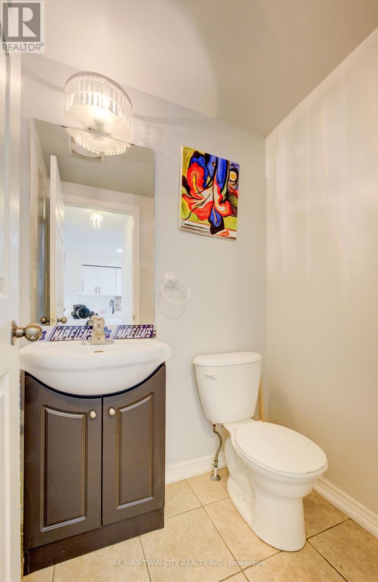 Property at 82 TROWBRIDGE STREET image 4