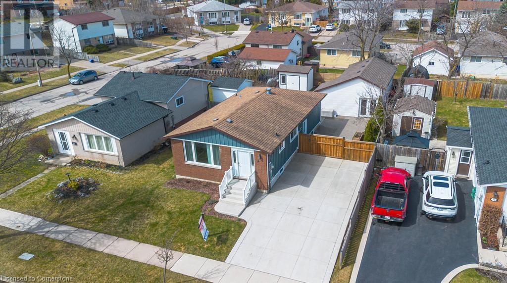 14 YORKDALE Crescent, Hamilton, Ontario