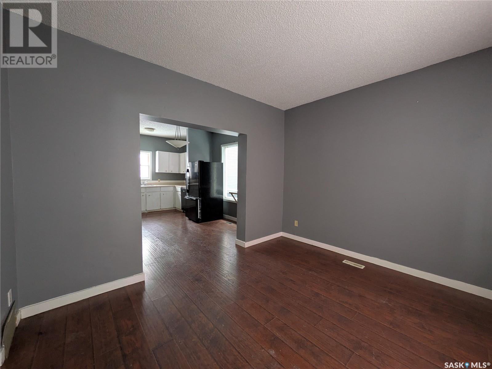 Property at 1925 Robinson STREET image 4