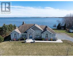 255 GOOD FRIEND DRIVE, Frontenac Islands, Ontario