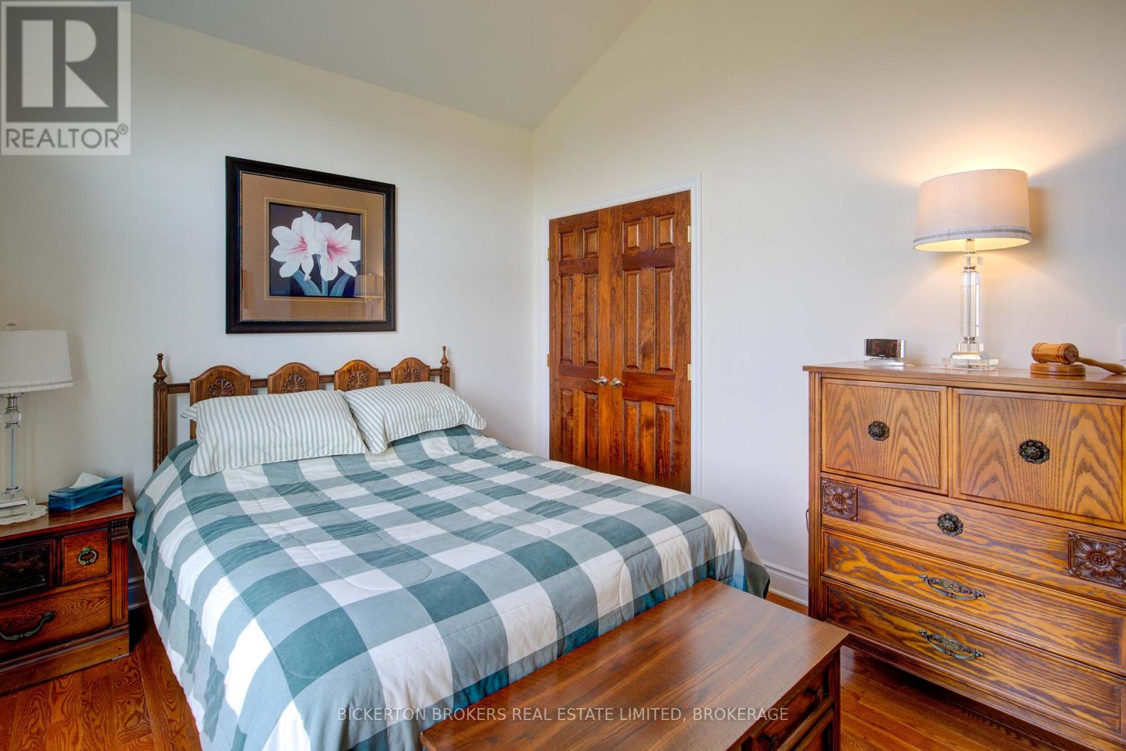 255 Good Friend Drive, Frontenac Islands, Ontario  K7G 2V6 - Photo 25 - X12075520